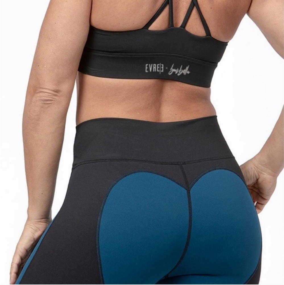 NWT Evree Bella Heart High Waisted Leggings